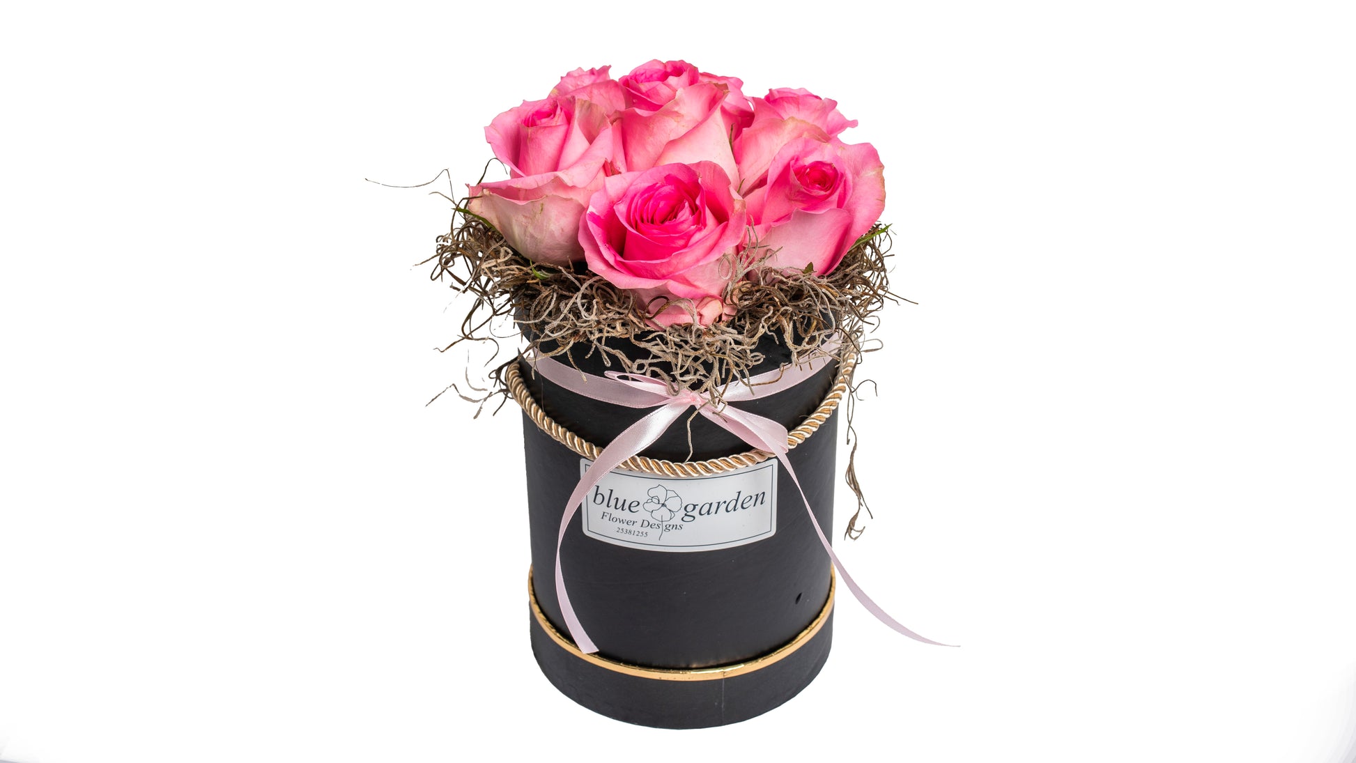 Σύνθεση με Φρέσκα Τριαντάφυλλα και Τιλάνσια σε Λευκό/Μαύρο Κουτί - BG Flowers